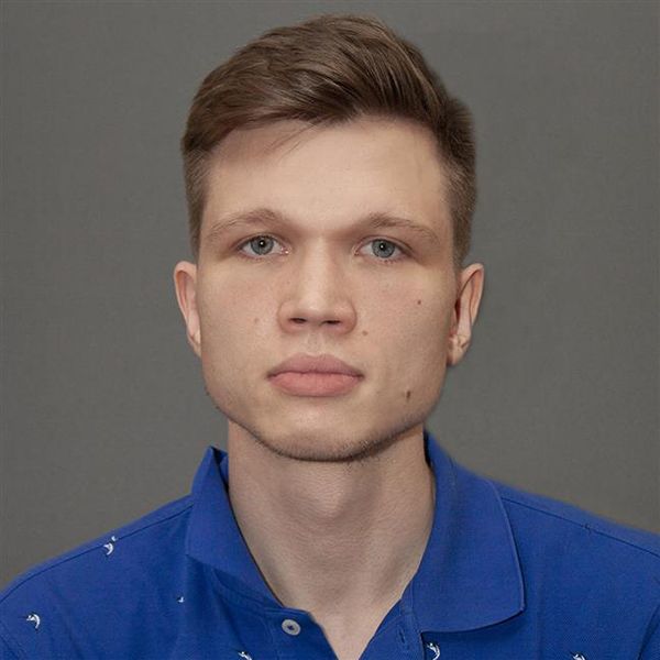 Денис Горюшев