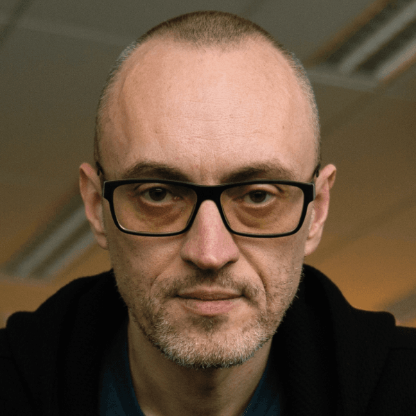 Дмитрий Максимов